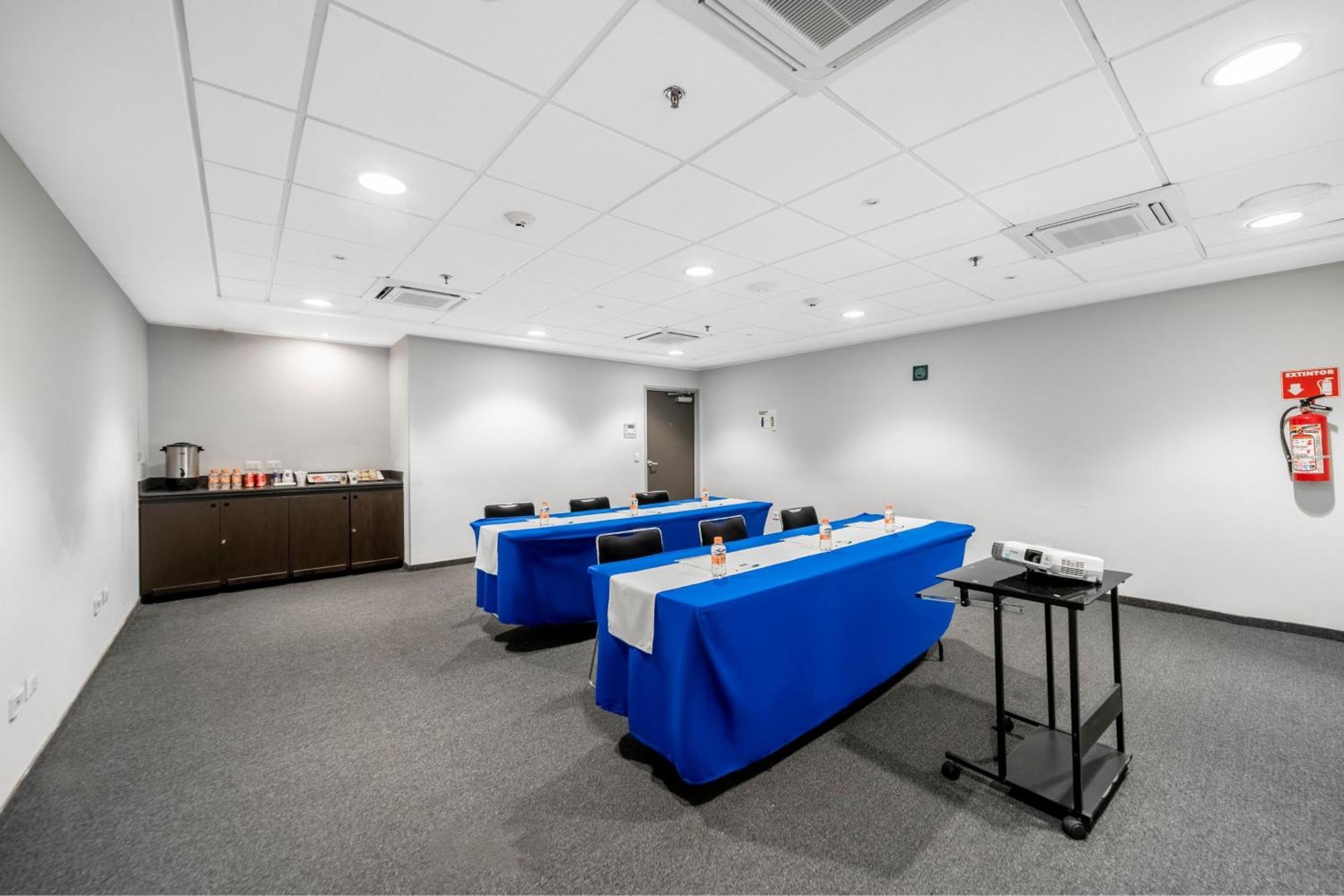City Express Junior By Marriott Ciudad Del Carmen Exterior photo